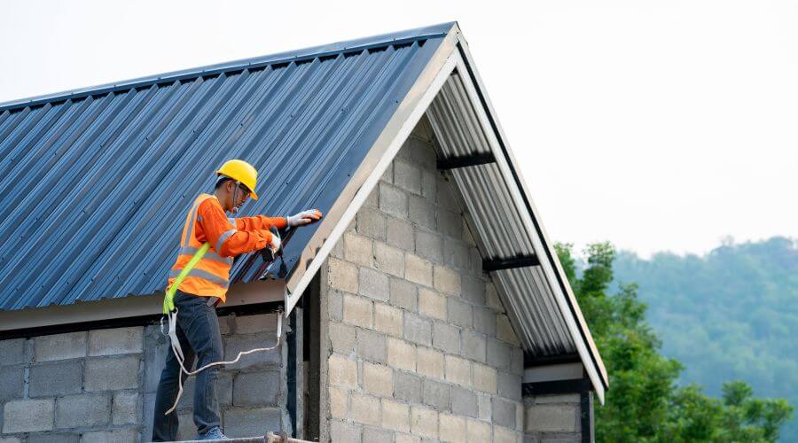 Expert flood damage restoration services in Deering, ND